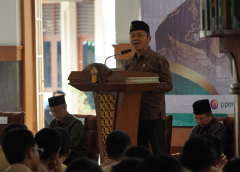 Wakil Menteri Pendidikan Dasar dan Menengah (Wamendikdasmen), Fajar Riza Ul Haq