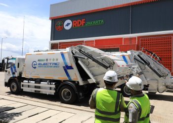 Pemprov DKI Jakarta memperkuat teknologi pengendalian bau dan emisi di RDF Plant Rorotan dengan penambahan deodorizer dan sistem APCD demi menjaga lingkungan.