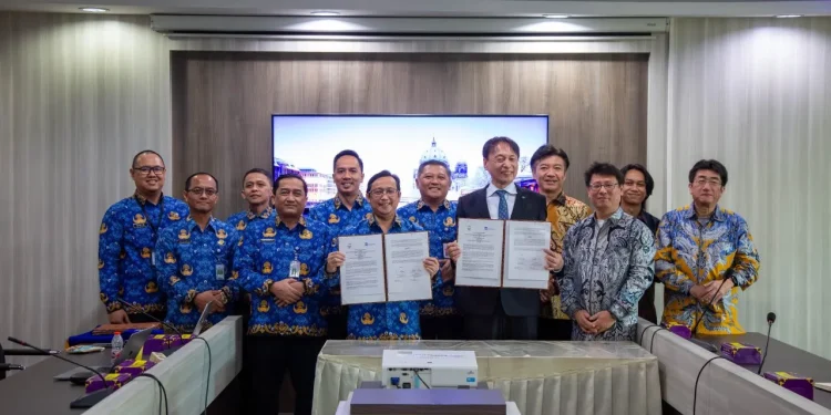 BMKG memperkuat sistem peringatan dini bencana dengan menggandeng Weathernews Inc Jepang.