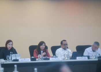 Menkomdigi Meutya Hafid menyampaikan paparan terkait persiapan Idul Fitri 2026 dalam Rapat Tingkat Menteri di Kantor Kemenko PMK, Jakarta Pusat, Kamis (12/02/2026). Foto: Istimewa/Komdigi