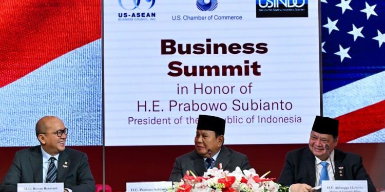 Presiden Prabowo Subianto menyampaikan sambutannya pada sesi roundtable Business Summit dalam rangka kunjungan kerjanya di Washington DC, Amerika Serikat, pada Rabu, 18 Februari 2026. Foto: BPMI Setpres