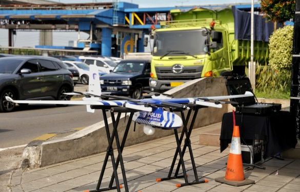 Teknologi udara pesawat nirawak atau Vertical Take-Off and Landing Unmanned Aerial Vehicle (VTOL UAV) dan Electronic Traffic Law Enforcement (ETLE) Drone