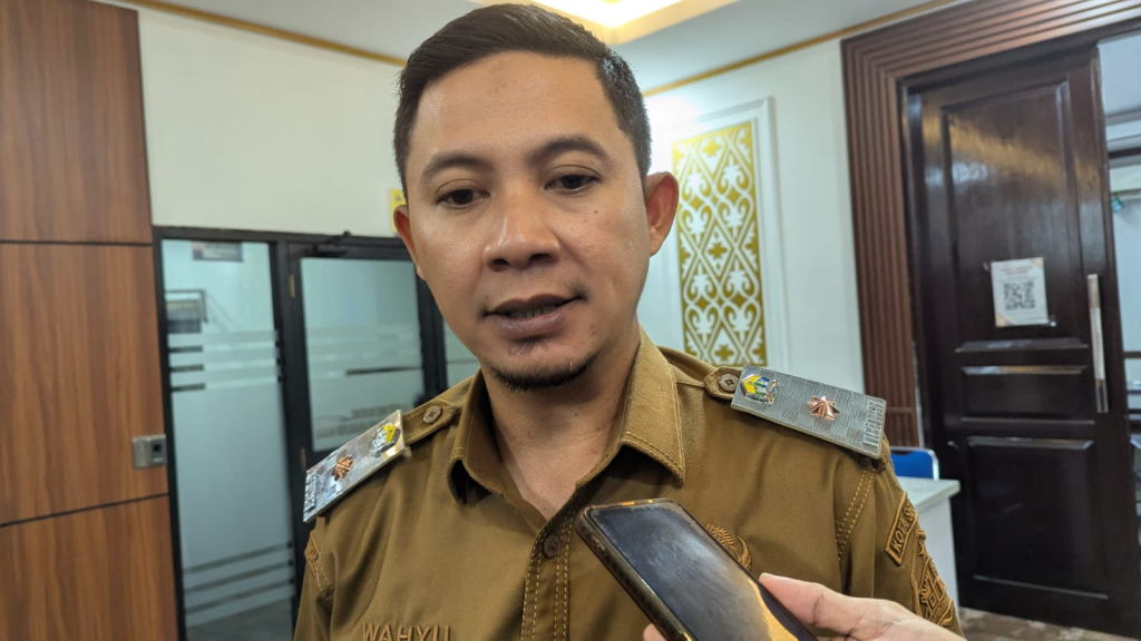 Kepala DinkopUKMPerindag Kota Serang, Wahyu Nurjamil