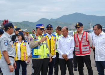 Kakorlantas Polri Irjen Agus Suryonugroho meninjau kesiapan pelabuhan di Lampung jelang Operasi Ketupat 2026.