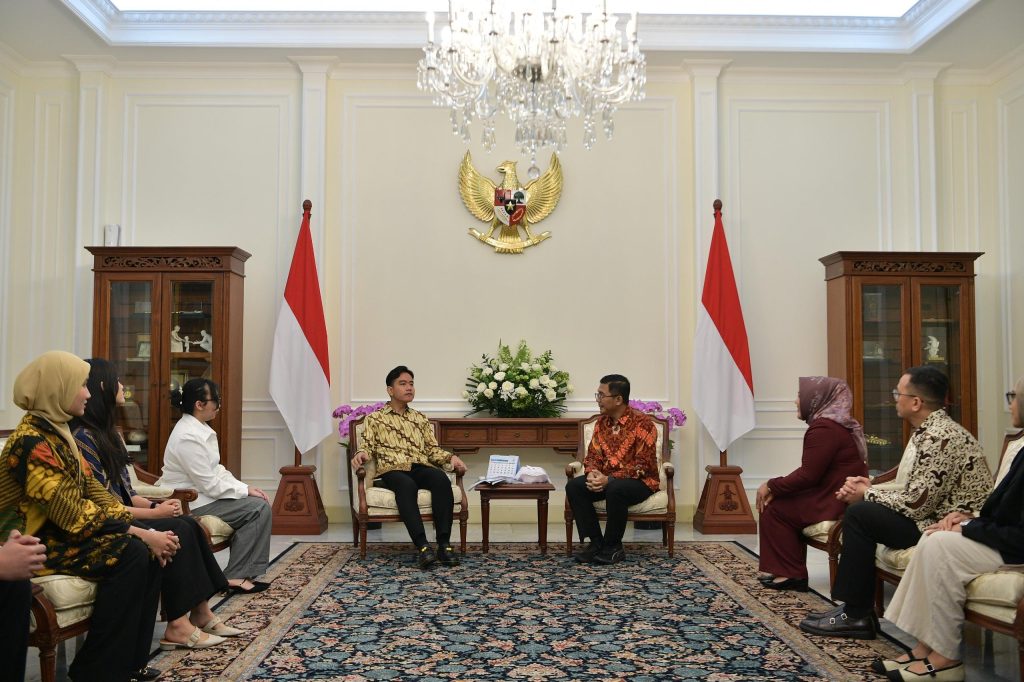 Wapres Gibran Rakabuming Raka mendukung penuh pelatihan AI bagi 44 ribu UMKM Indonesia dalam program AIM ASEAN
