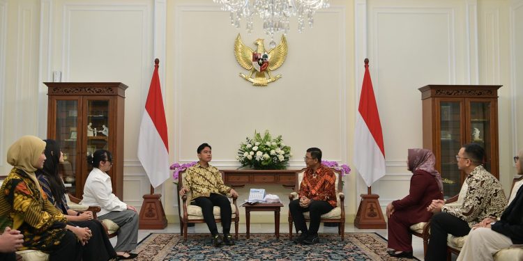 Wapres Gibran Rakabuming Raka mendukung penuh pelatihan AI bagi 44 ribu UMKM Indonesia dalam program AIM ASEAN