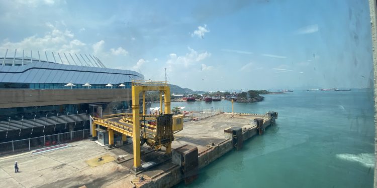 Pelabuhan Merak.