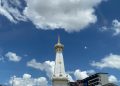 Tugu Yogyakarta sebagai salah satu objek pariwisata.