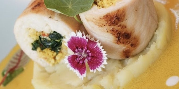 Rangkaian promo Food & Beverage ini dapat dinikmati langsung di Hotel Santika Premiere Bintaro.