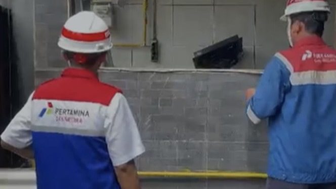 Melalui Sales and Operation Region II (SOR II) Area Tangerang, PGN resmi menyalurkan gas bumi perdana kepada CV Dapur Pos Resto