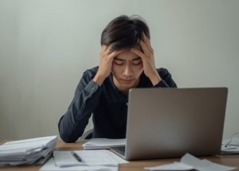 Ilustrasi perasaan kewalahan.