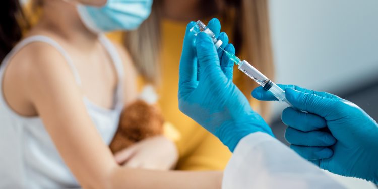 Kementerian Kesehatan memastikan ketersediaan vaksin campak-rubella (MR) di Indonesia dalam kondisi aman