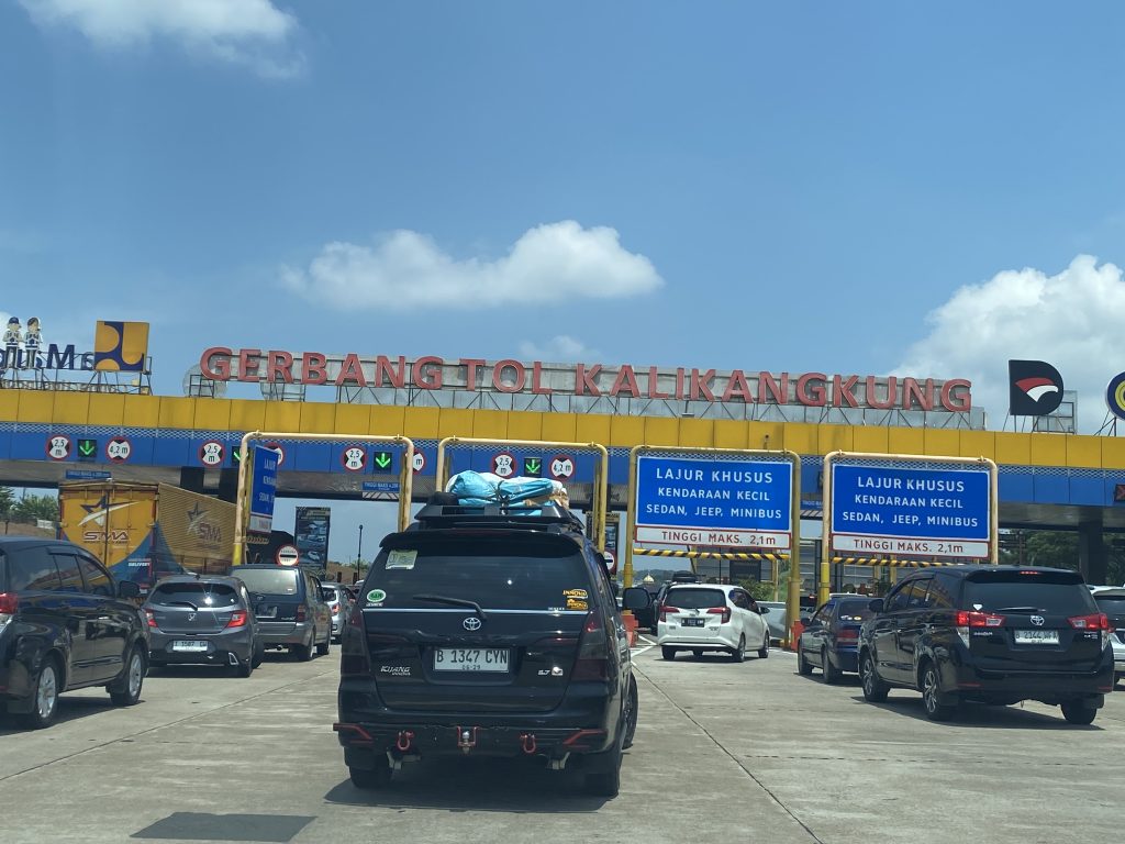 Gerbang Tol Kalikangkung