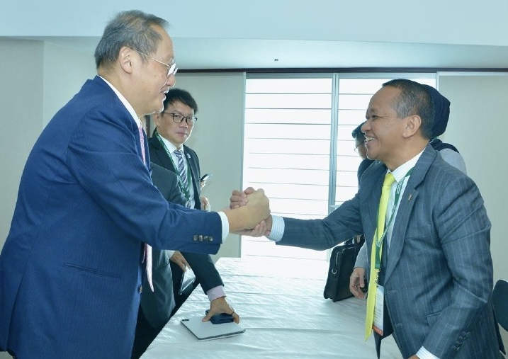 Pertemuan Menteri Energi dan Sumber Daya Mineral (ESDM) Bahlil Lahadalia dengan Minister for Manpower Singapura.