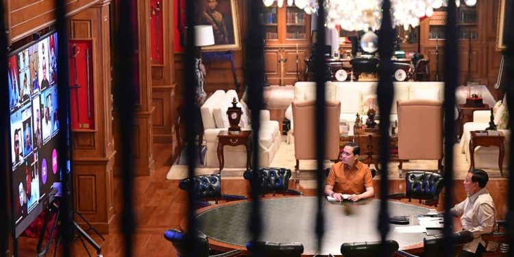 Presiden Prabowo Subianto memimpin rapat terbatas virtual bersama menteri Kabinet Merah Putih