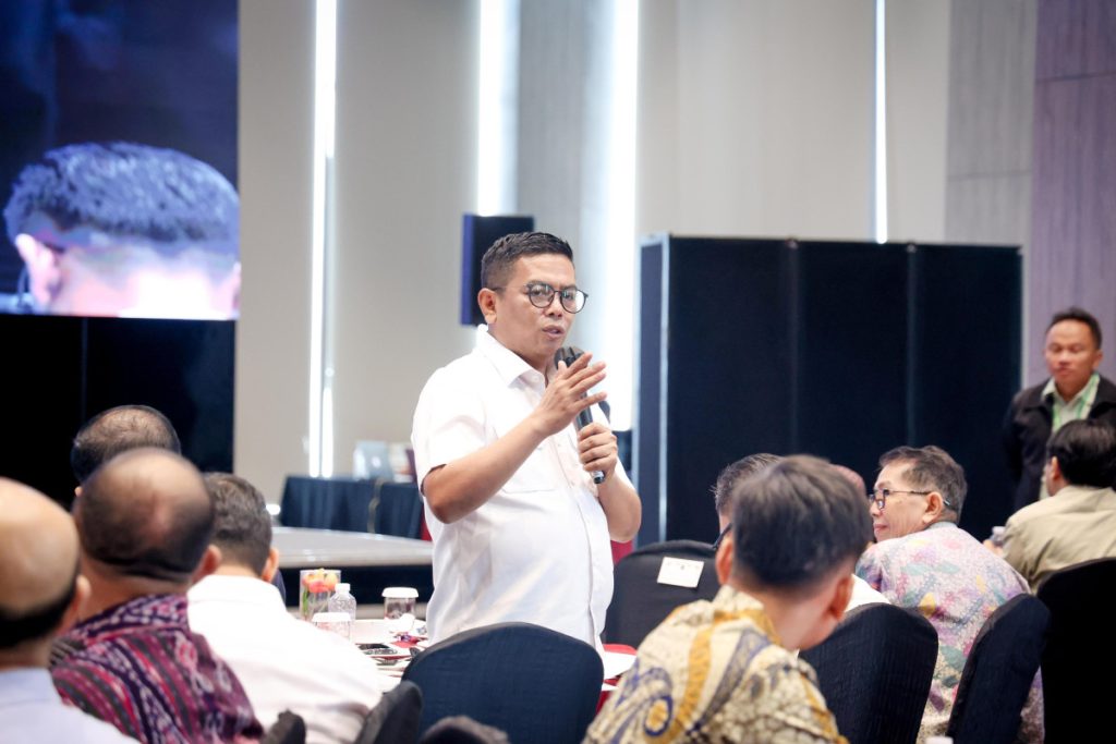 Gubernur Banten hadir dalam kegiatan Kumpul Jeung Dulur Diaspora Banten yang dirangkaikan dengan dialog interaktif bertajuk “Rembuk Ngariung Jeung Dulur” di Mercure Kemayoran, Sabtu (28/3/2026).