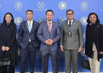 Ketua Badan Kerja Sama Antar-Parlemen (BKSAP) DPR RI, Syahrul Aidi Maazat, bersama delegasi DPR RI