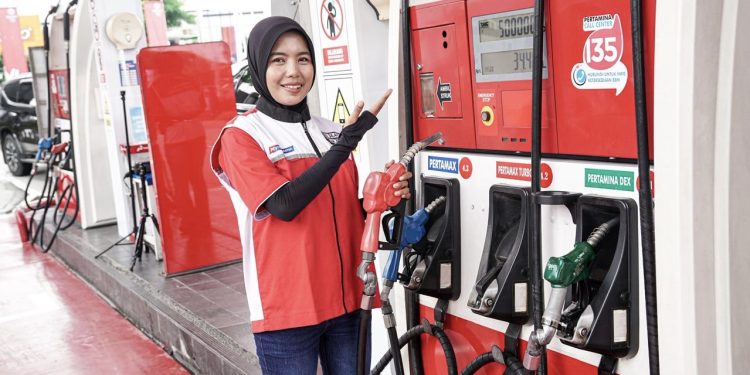 Pertamina menaikkan harga BBM non-subsidi per 18 April 2026. Pertamax Turbo, Dexlite, dan Pertamina Dex