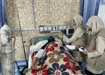 Operasional Klinik Kesehatan Haji Indonesia (KKHI) yang berlangsung selama 24 jam penuh