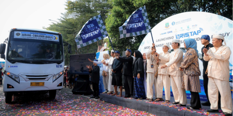 Pemerintah Provinsi (Pemprov) Banten mendukung inovasi kemudahan akses transportasi ke kawasan wisata Baduy melalui peluncuran pembayaran digital QRIS Tap