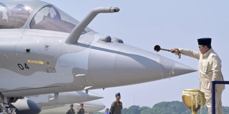 Penyerahan sejumlah alutsista di Pangkalan Udara Halim Perdanakusuma Air Force Base, Senin (18/05/2026).