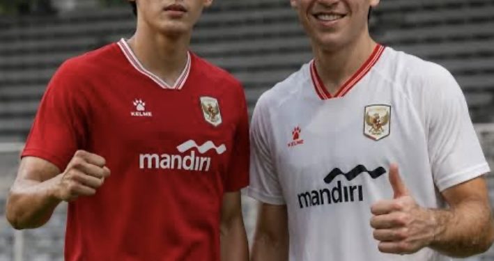 Mitchell Lee Baker (merah) dan Luke Anthony Vickery (putih)