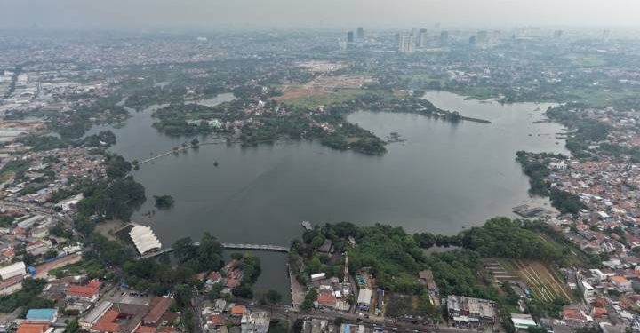 Pemkot Tangerang memanfaatkan Air Quality Monitoring System (AQMS) untuk memantau kualitas udara secara real time.