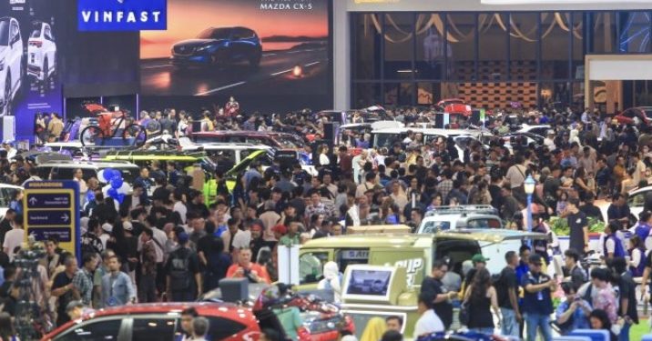 Simak panduan tiket, shuttle bus gratis, area parkir, hingga denah digital agar kunjungan ke GIIAS 2026 lebih nyaman.