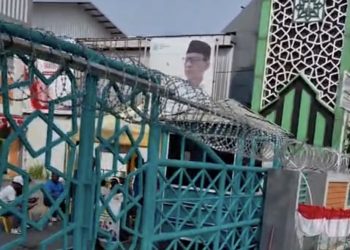 Kembali Memanas, Sekolah Islam Pamulang Dipasangi Kawat Berduri