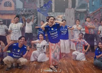 Persib resmi meluncurkan jersey 2026/27 dengan konsep “Lives Inside Us”